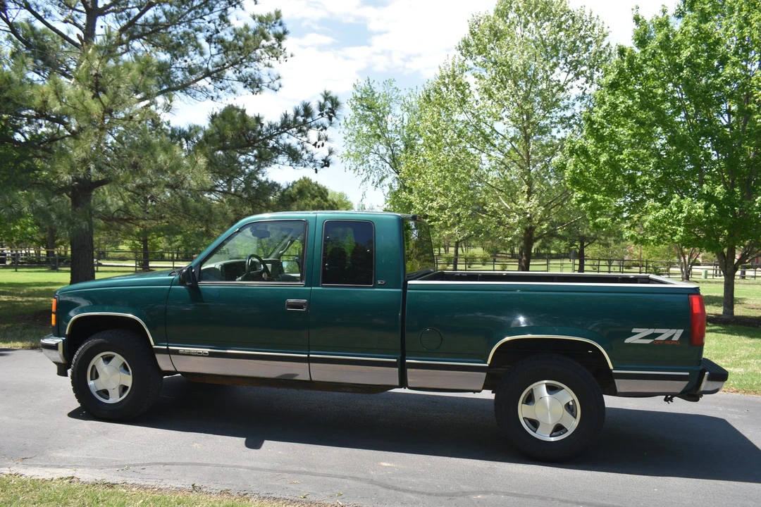 1997 GMC Sierra 1st Gen - Image 23 of 31