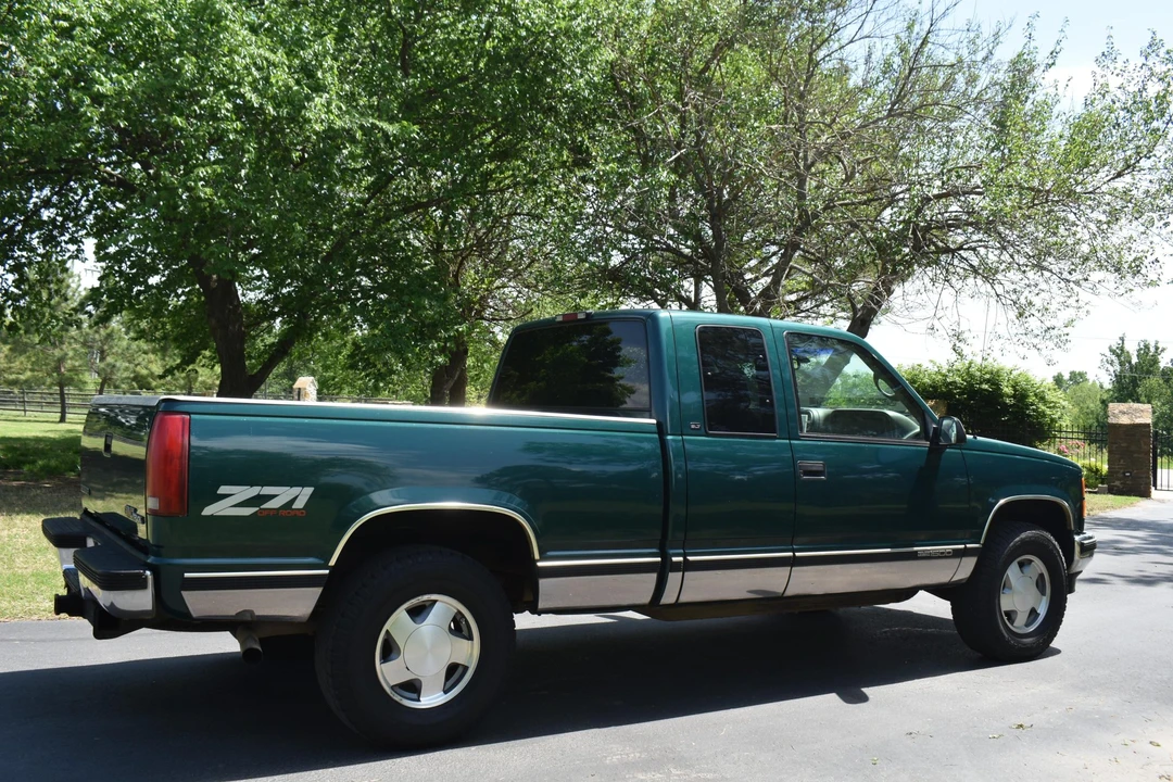 1997 GMC Sierra 1st Gen - Image 14 of 31