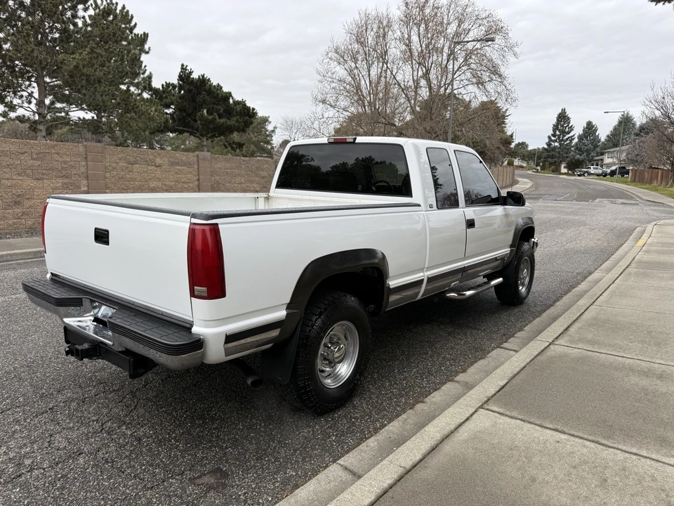 1997 GMC Sierra 2nd Gen - Image 5 of 21