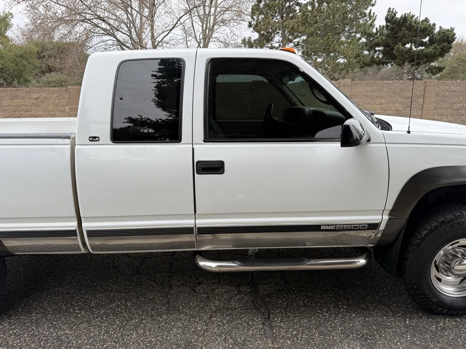 1997 GMC Sierra 2nd Gen - Image 19 of 21