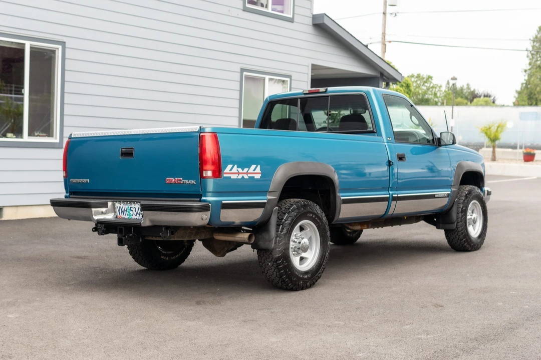 1997 GMC Sierra 1st Gen - Image 5 of 31