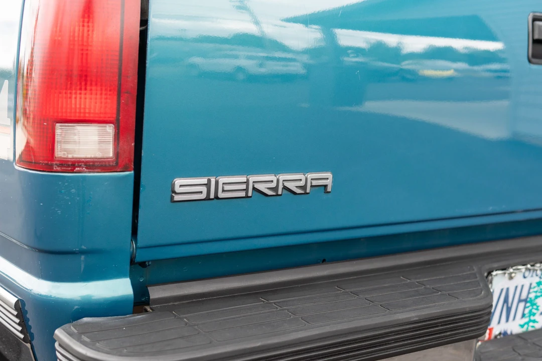 1997 GMC Sierra 1st Gen - Image 27 of 31
