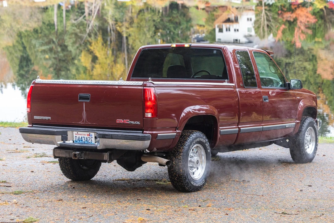 1997 GMC Sierra Heavy Duty 2nd Gen - Image 5 of 31