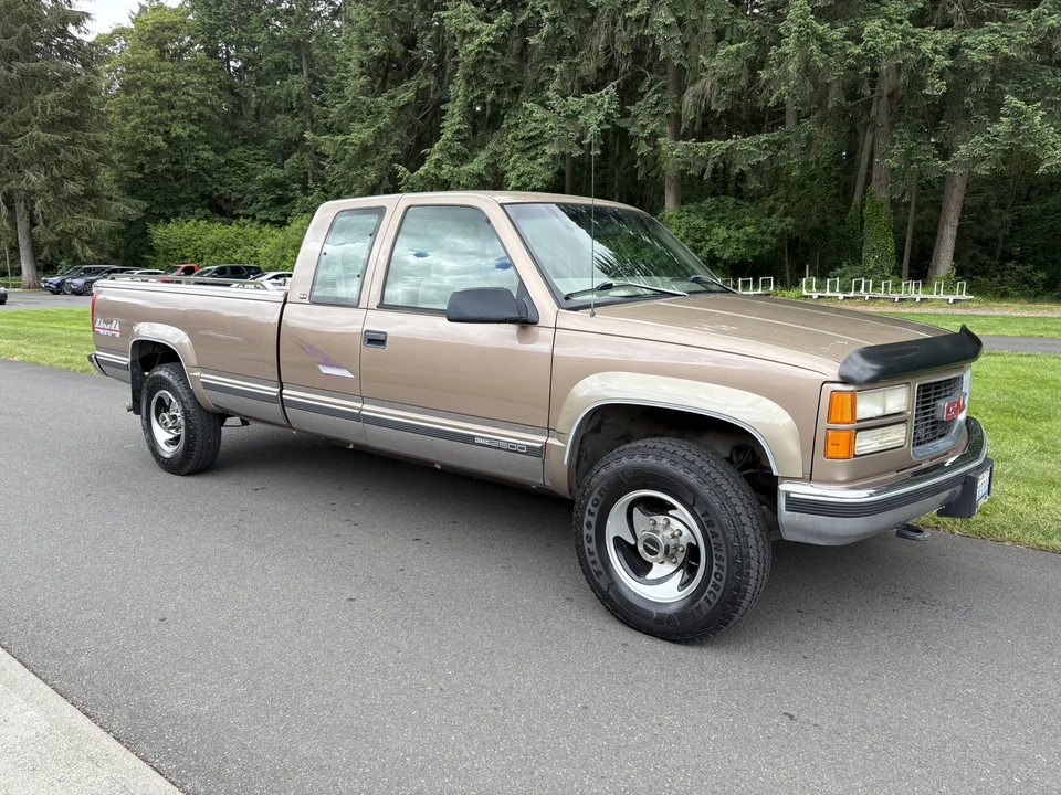 1997 GMC Sierra 1st Gen - Image 18 of 31