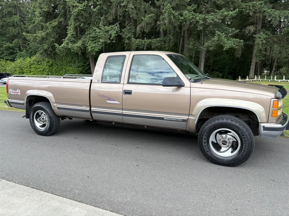 1997 GMC Sierra 1st Gen - Image 16 of 31