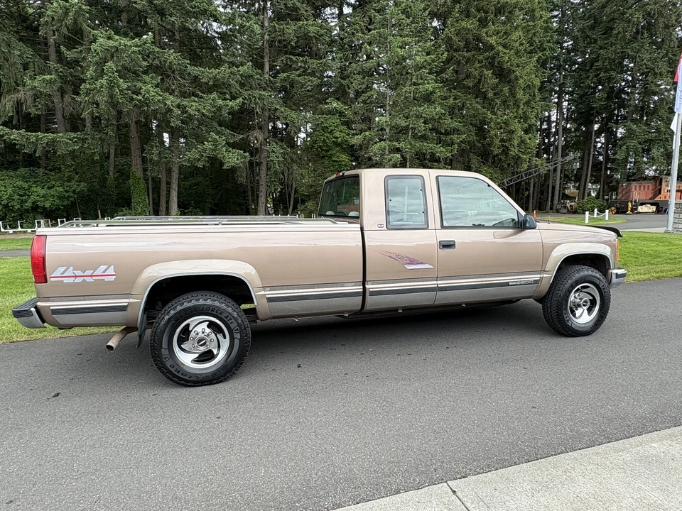 1997 GMC Sierra 1st Gen - Image 11 of 31