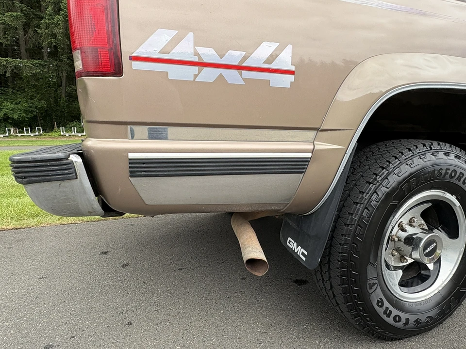 1997 GMC Sierra 1st Gen - Image 28 of 31