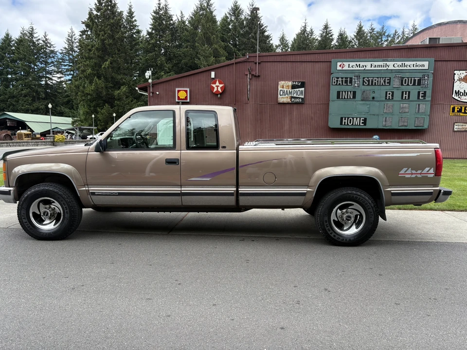 1997 GMC Sierra 1st Gen - Image 5 of 31