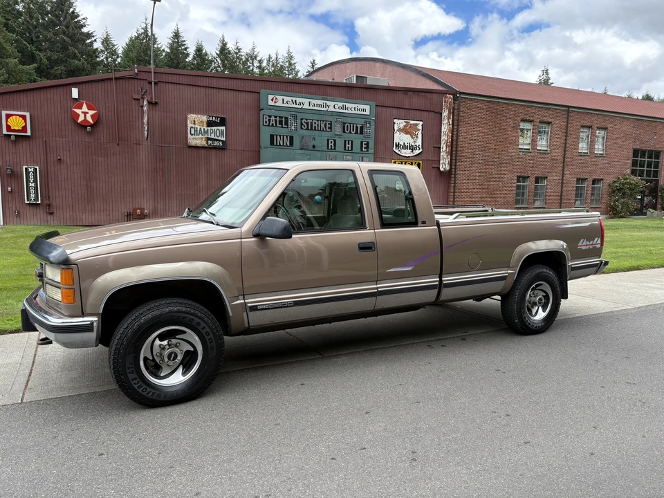 1997 GMC Sierra 1st Gen - Image 3 of 31