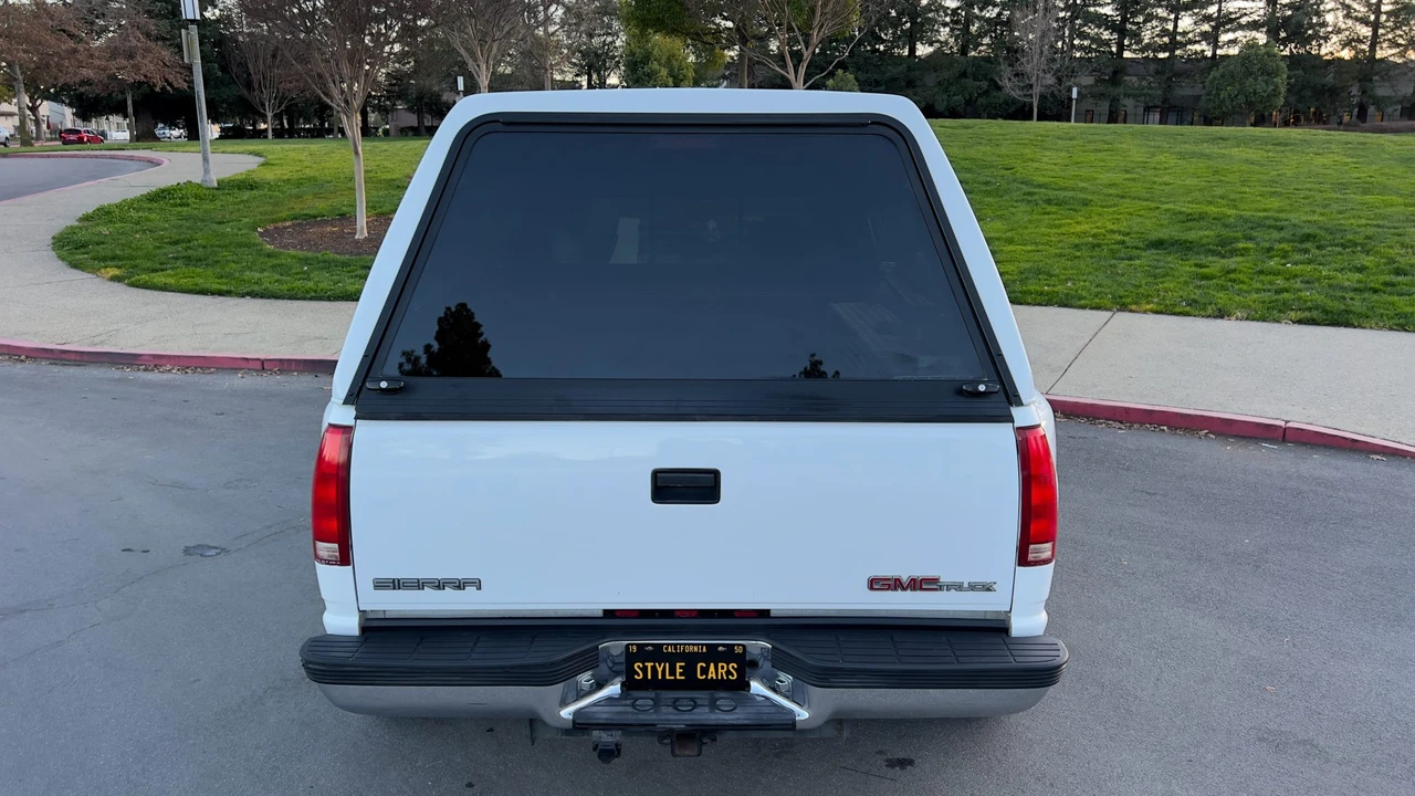 1997 GMC Sierra 1st Gen - Image 12 of 31
