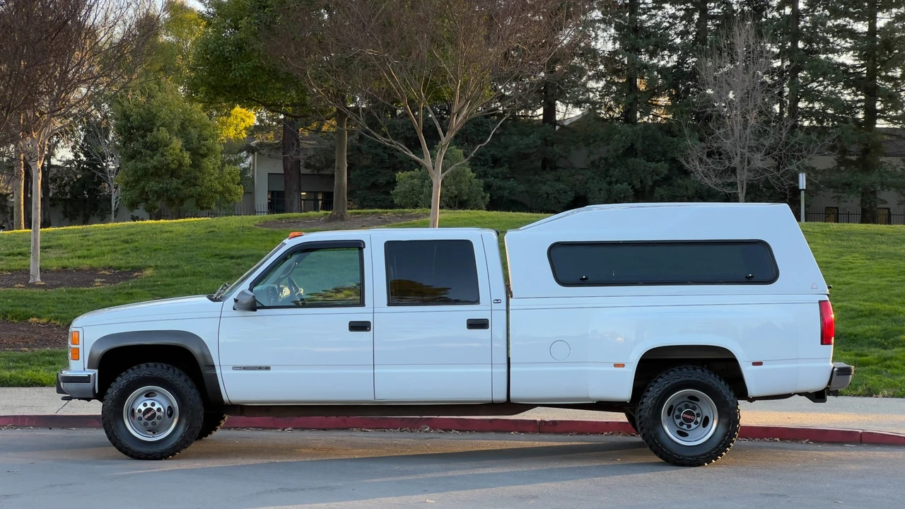 1997 GMC Sierra 1st Gen - Image 18 of 31