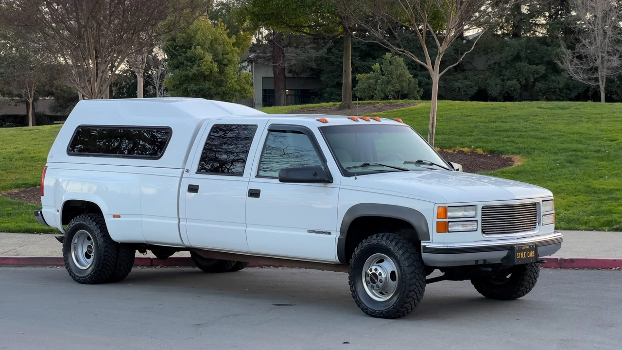 1997 GMC Sierra 1st Gen - Image 6 of 31