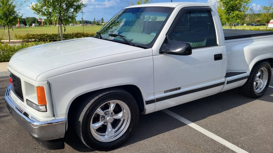 1997 GMC Sierra 1st Gen - Image 4 of 4