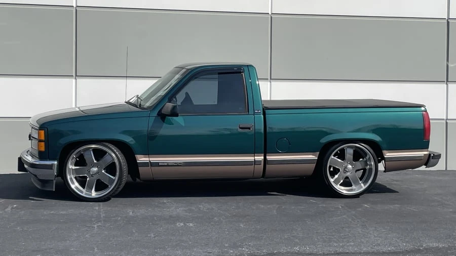 1997 GMC Sierra 1st Gen - Image 15 of 17