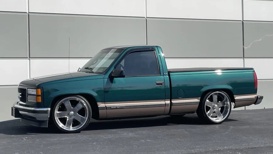 1997 GMC Sierra 1st Gen - Image 16 of 17