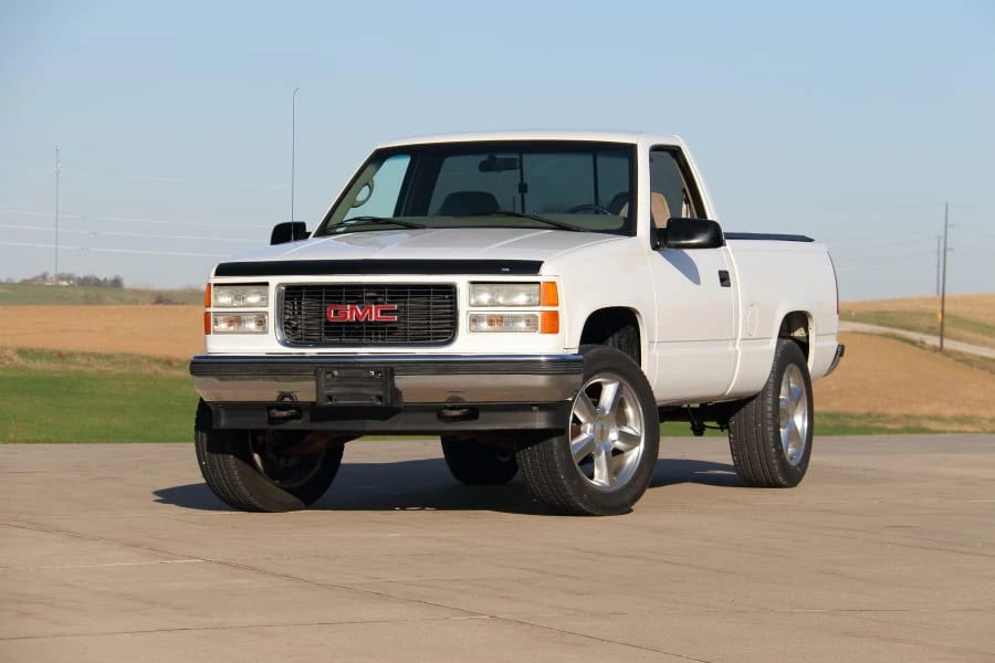 1997 GMC Sierra 1st Gen - Image 11 of 30