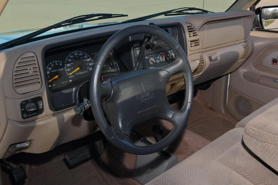 1997 GMC Sierra 1st Gen - Image 20 of 30
