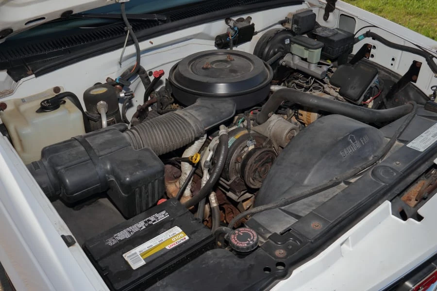 1997 GMC Sierra 1st Gen - Image 28 of 30