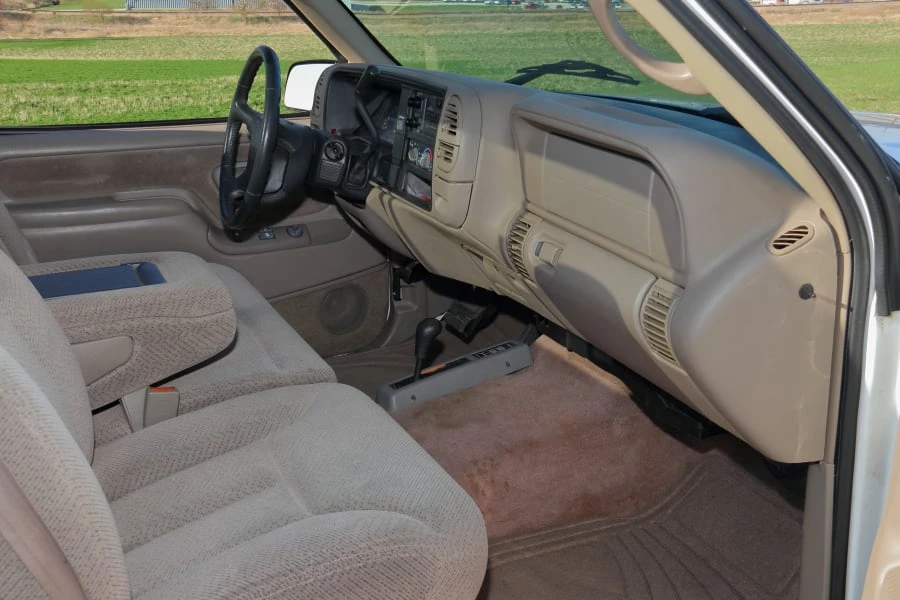 1997 GMC Sierra 1st Gen - Image 15 of 30