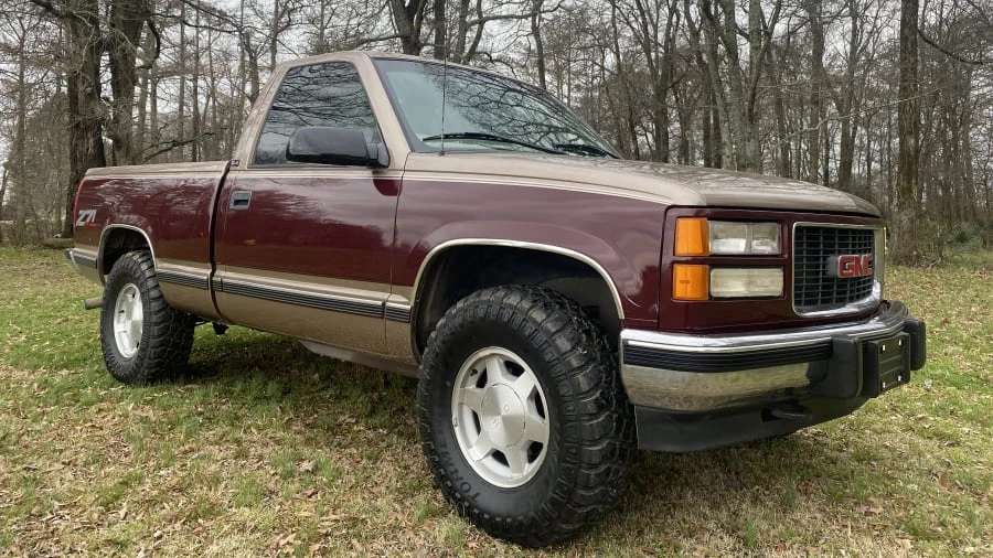 1997 GMC Sierra 1st Gen - Image 9 of 9