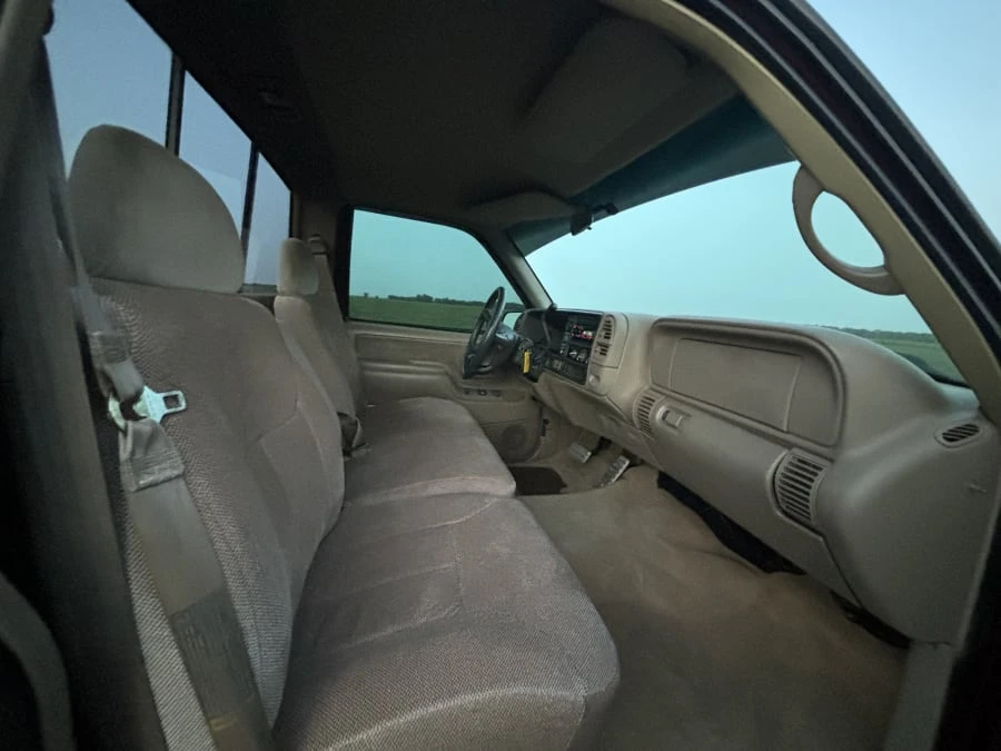 1997 GMC Sierra 1st Gen - Image 8 of 13