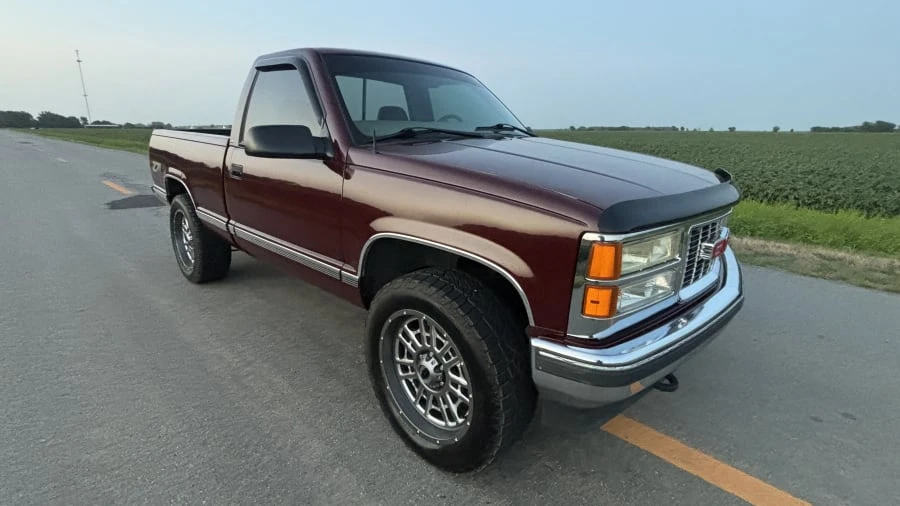 1997 GMC Sierra 1st Gen - Image 3 of 13