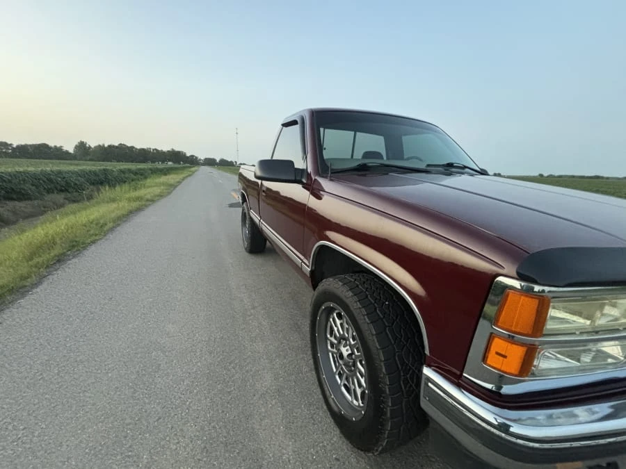 1997 GMC Sierra 1st Gen - Image 6 of 13