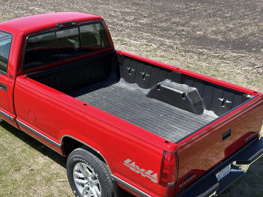 1997 GMC Sierra 1st Gen - Image 16 of 23