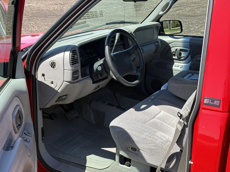 1997 GMC Sierra 1st Gen - Image 7 of 23