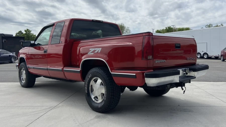 1997 GMC Sierra 1st Gen - Image 5 of 8
