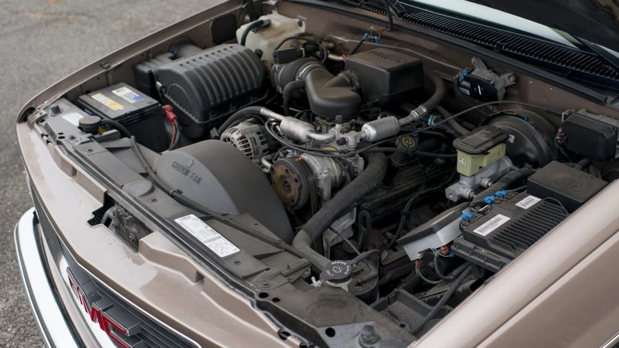 1997 GMC Sierra 1st Gen - Image 6 of 12