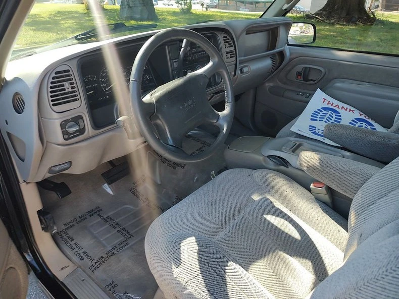 1997 GMC Sierra 1st Gen - Image 10 of 12