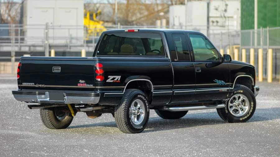 1997 GMC Sierra 1st Gen - Image 3 of 31