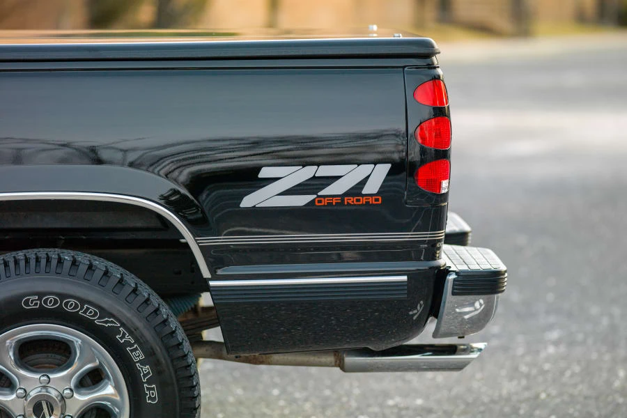 1997 GMC Sierra 1st Gen - Image 11 of 31