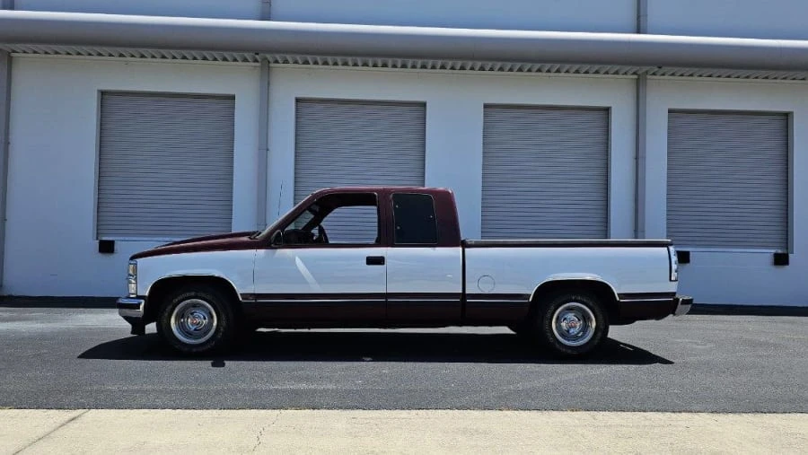 1997 GMC Sierra 1st Gen - Image 4 of 11