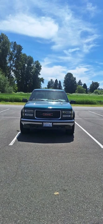 1997 GMC Sierra 1st Gen - Image 2 of 13