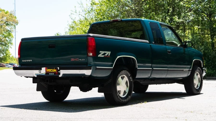1997 GMC Sierra 1st Gen - Image 12 of 31