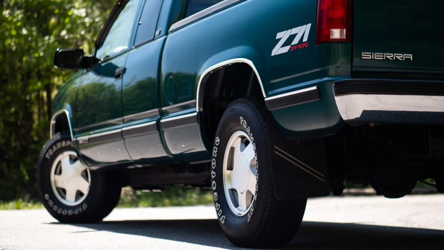 1997 GMC Sierra 1st Gen - Image 5 of 31