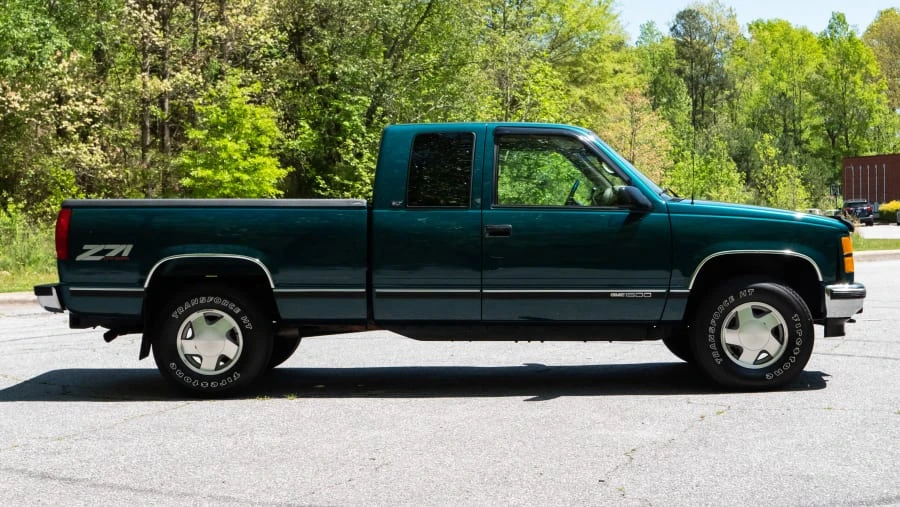 1997 GMC Sierra 1st Gen - Image 14 of 31