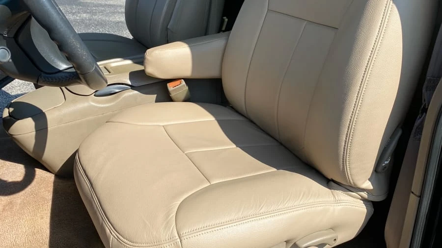 1997 GMC Sierra 1st Gen - Image 4 of 11