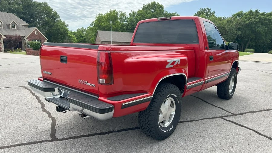 1997 GMC Sierra 1st Gen - Image 3 of 24