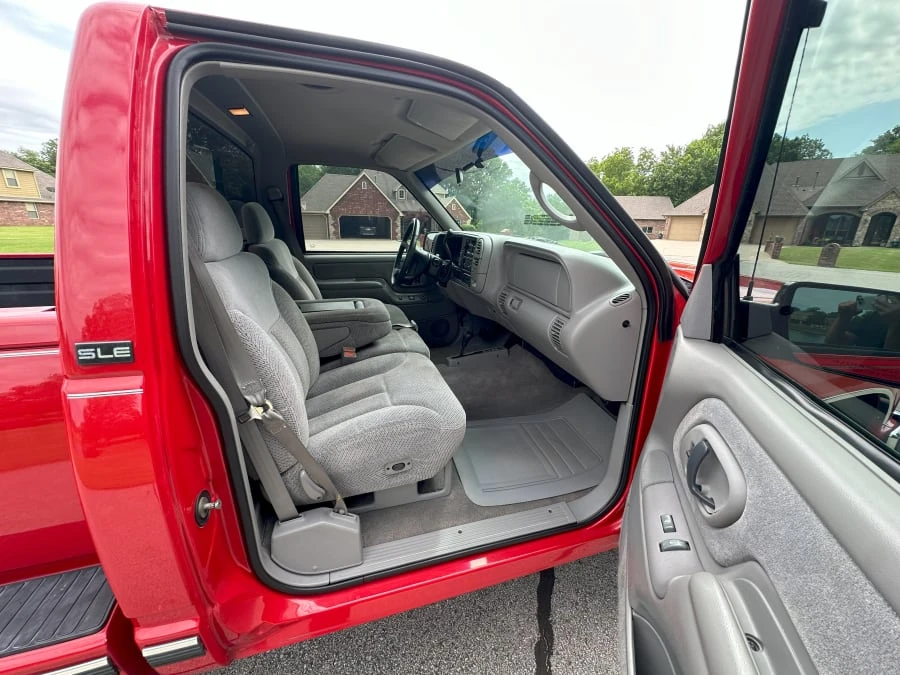 1997 GMC Sierra 1st Gen - Image 12 of 24
