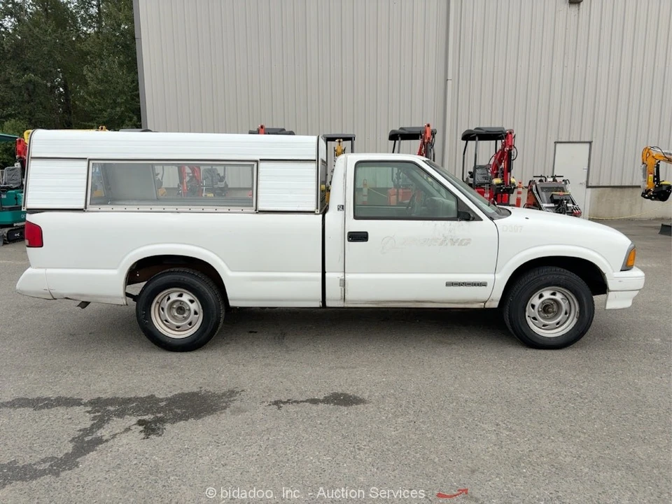 1997 GMC S-15/Sonoma - Image 6 of 12