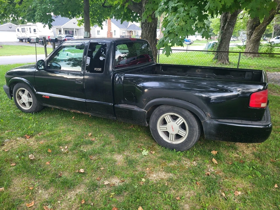 1997 GMC S-15/Sonoma - Image 3 of 15