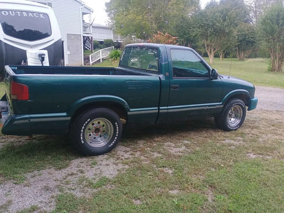 1997 GMC S-15/Sonoma - Image 3 of 9