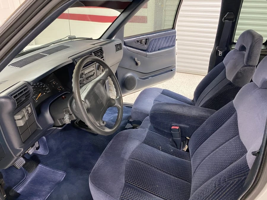 1997 GMC S-15/Sonoma - Image 3 of 12