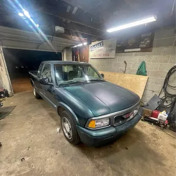 1997 GMC Sonoma Club Coupe Cab Pickup