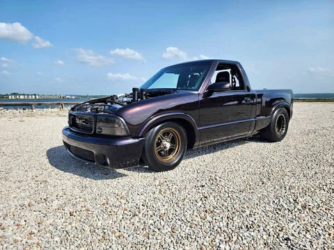 1997 GMC Sonoma Regular Cab Short Bed