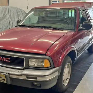 1997 GMC Sonoma SL Pickup 2D 6 ft