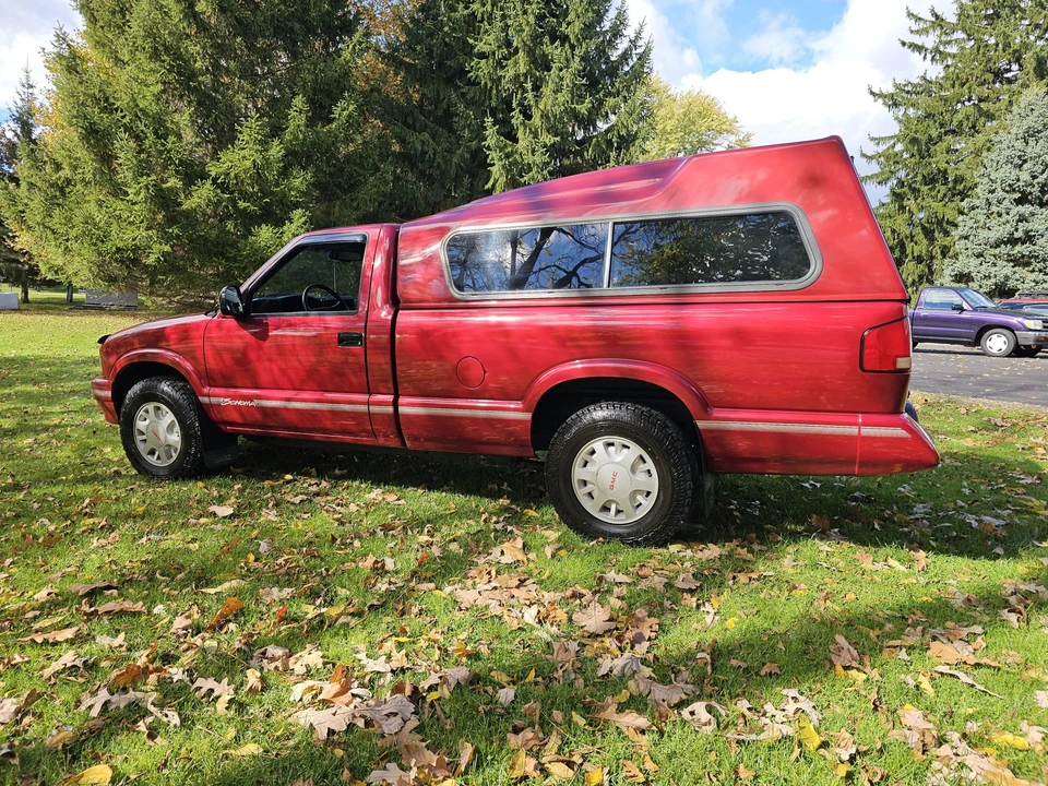 1997 GMC S-15/Sonoma - Image 6 of 31